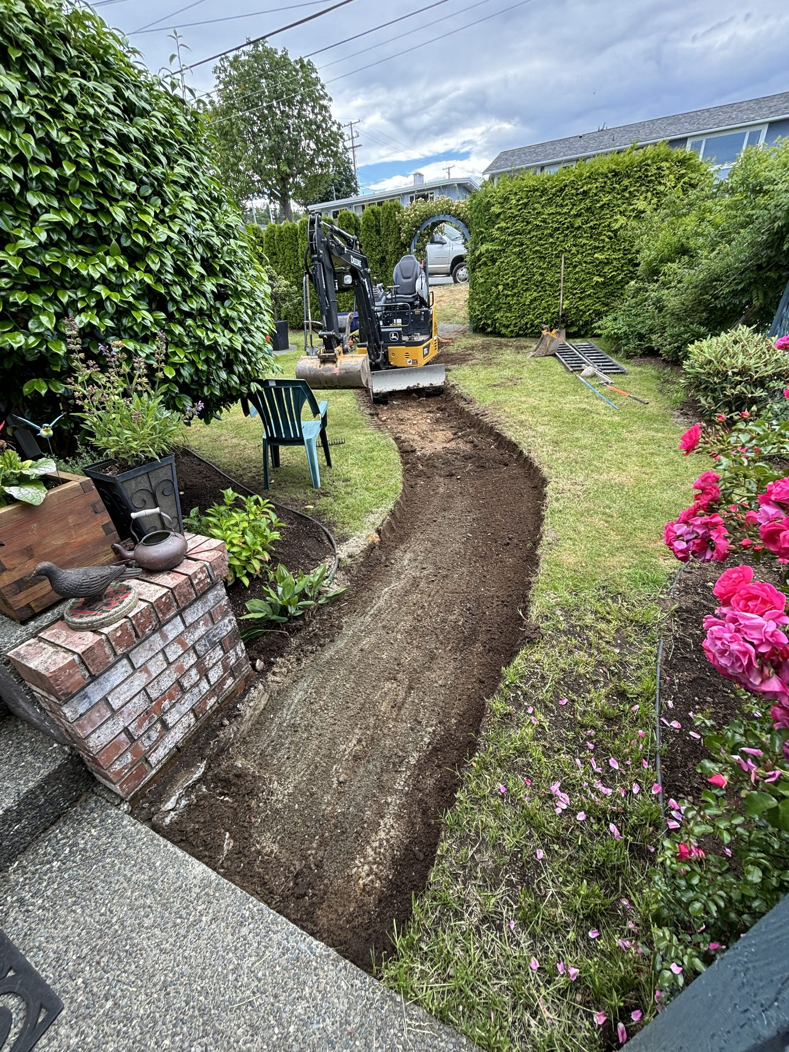 Winding pathway concrete pour Vancouver Island